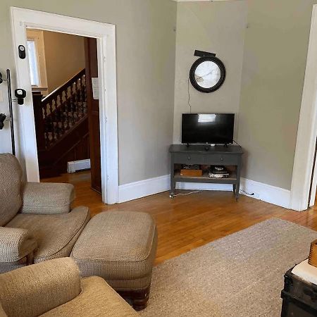Cozy 3 & 4 Bed Home 2 Blocks To Hospitals & Lambeau Green Bay Buitenkant foto