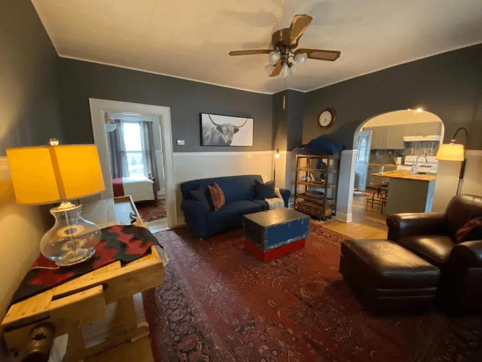Cozy 3 & 4 Bed Home 2 Blocks To Hospitals & Lambeau Green Bay Buitenkant foto