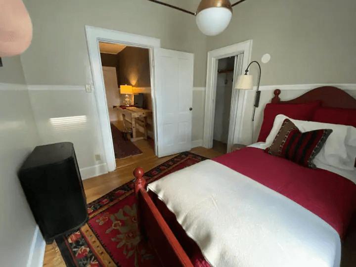 Cozy 3 & 4 Bed Home 2 Blocks To Hospitals & Lambeau Green Bay Buitenkant foto